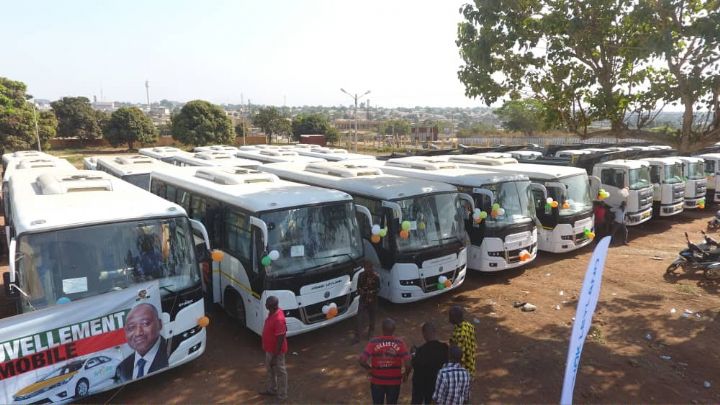 Côte d’Ivoire: des véhicules d’une valeur de 2,64 milliards Fcfa aux transporteurs du Gbêkê